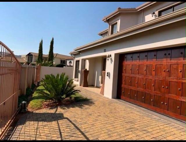 4 BEDROOM HOUSE FOR SALE IN ELDO MEADOWS